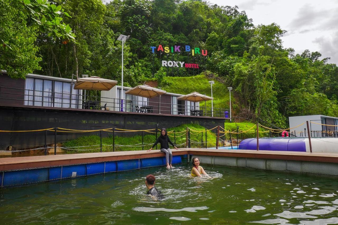 Roxy Tasik Biru Resort City Bau Extérieur photo